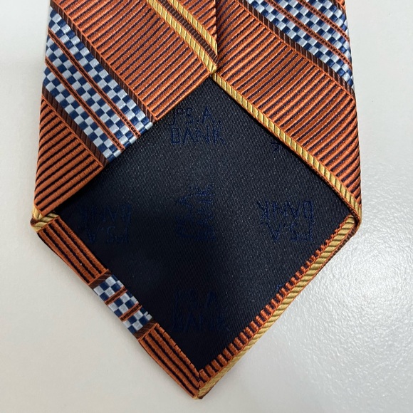 JoS. A. Bank Tie - Picture 2 of 6